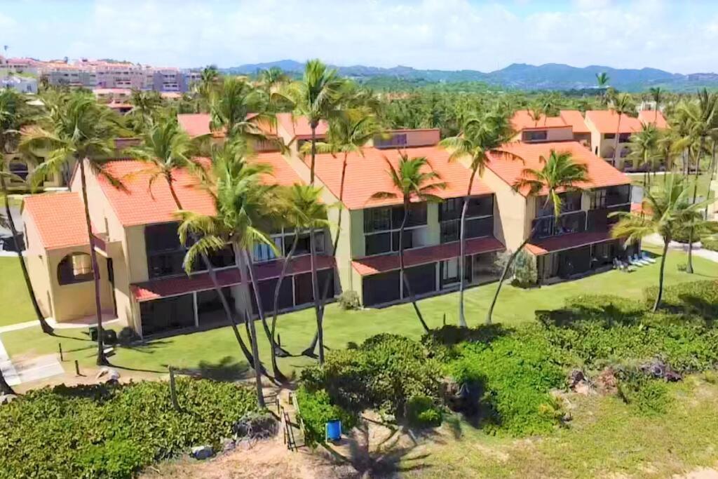 Beachfront Getaway For Two! ウマカオ エクステリア 写真